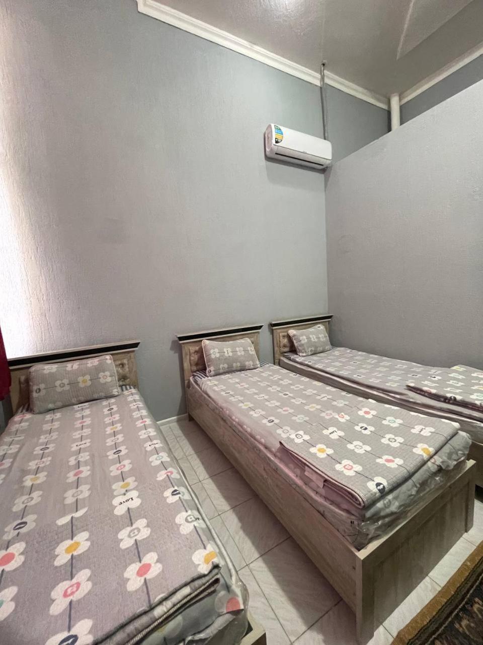 Hostel Nabi Bobo Самарканд Екстер'єр фото